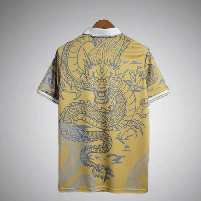 Real Madrid "Dragón Dorado" Premium Kit