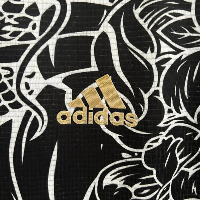 Real Madrid "Dragón Mítico" Premium Kit